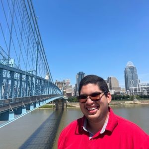 Meet your Posher, Roberto